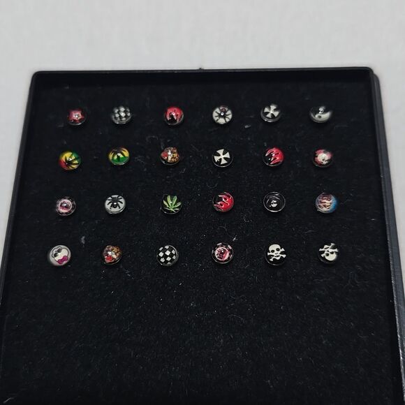 Nose Stud Set - Picture 2 of 4